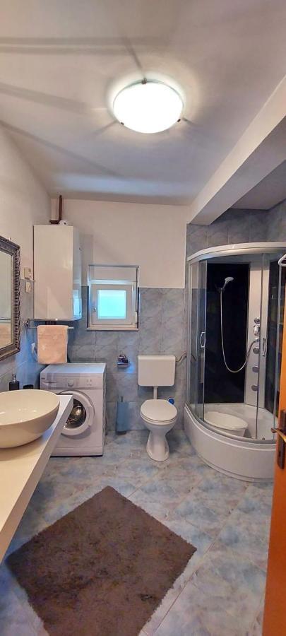 Apartment M&M With Private Pool Kučine Extérieur photo