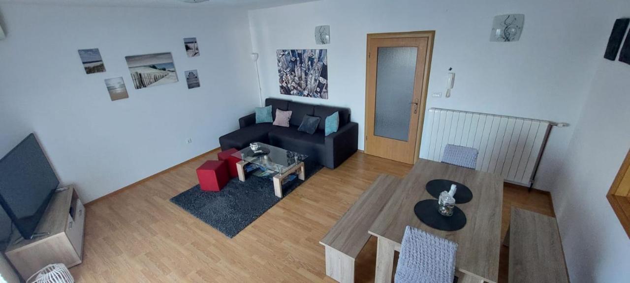 Apartment M&M With Private Pool Kučine Extérieur photo