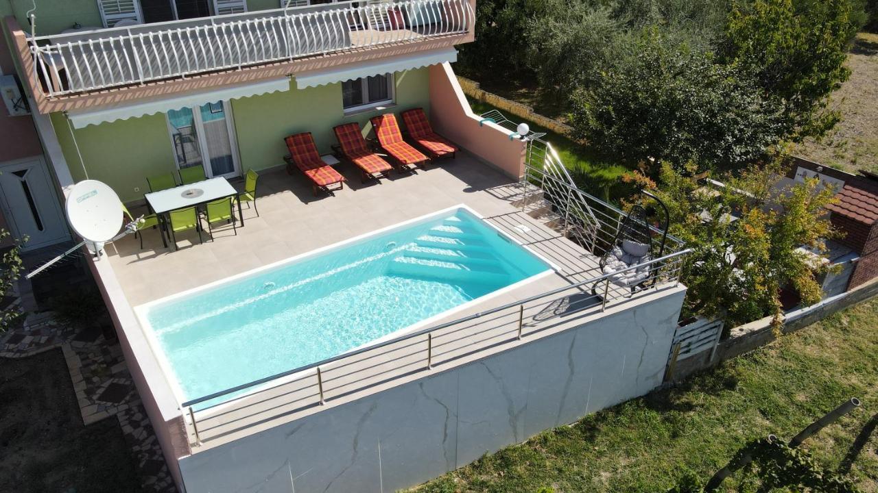 Apartment M&M With Private Pool Kučine Extérieur photo