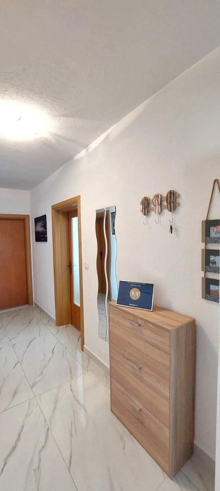 Apartment M&M With Private Pool Kučine Extérieur photo